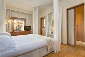 Отель Hotel Continentale - Lungarno Collection  Флоренция